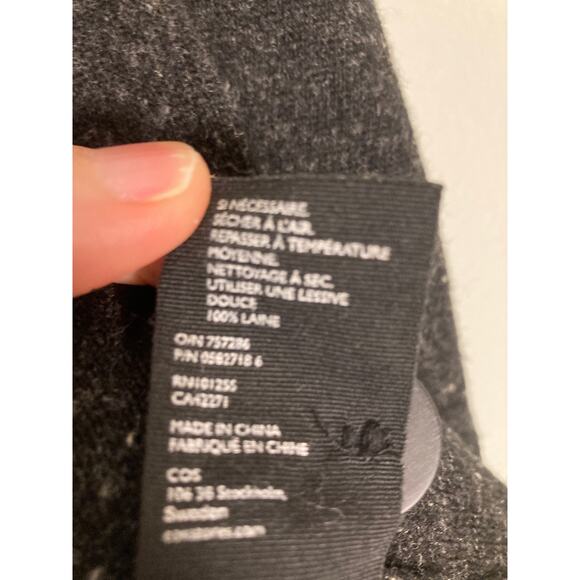 COS Cardigan Black Speckled Wool Blend Hipster Dad Vibes Sz Mens S Womens M/L - Picture 7 of 7